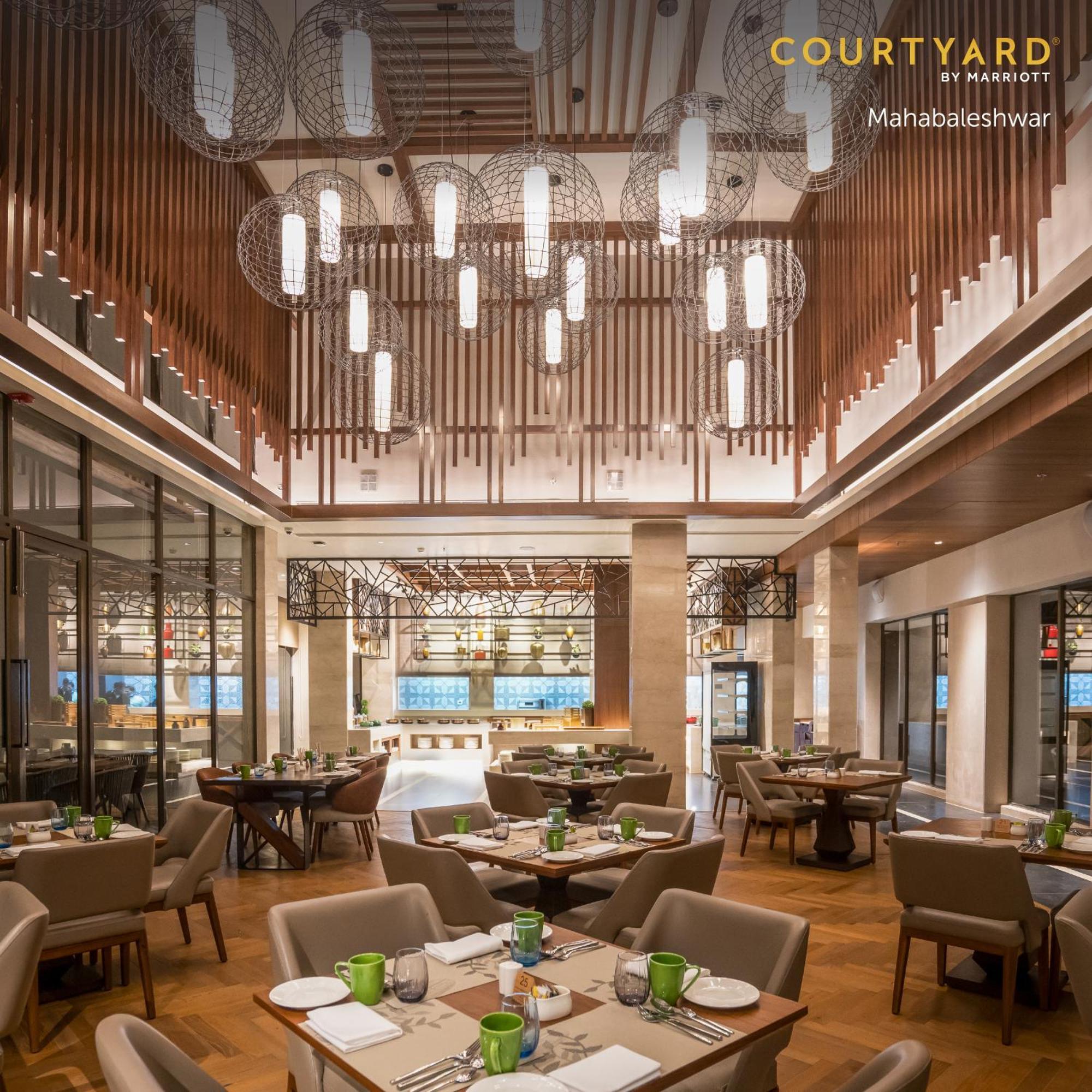 Courtyard By Marriott Mahabaleshwar Hotel Bagian luar foto