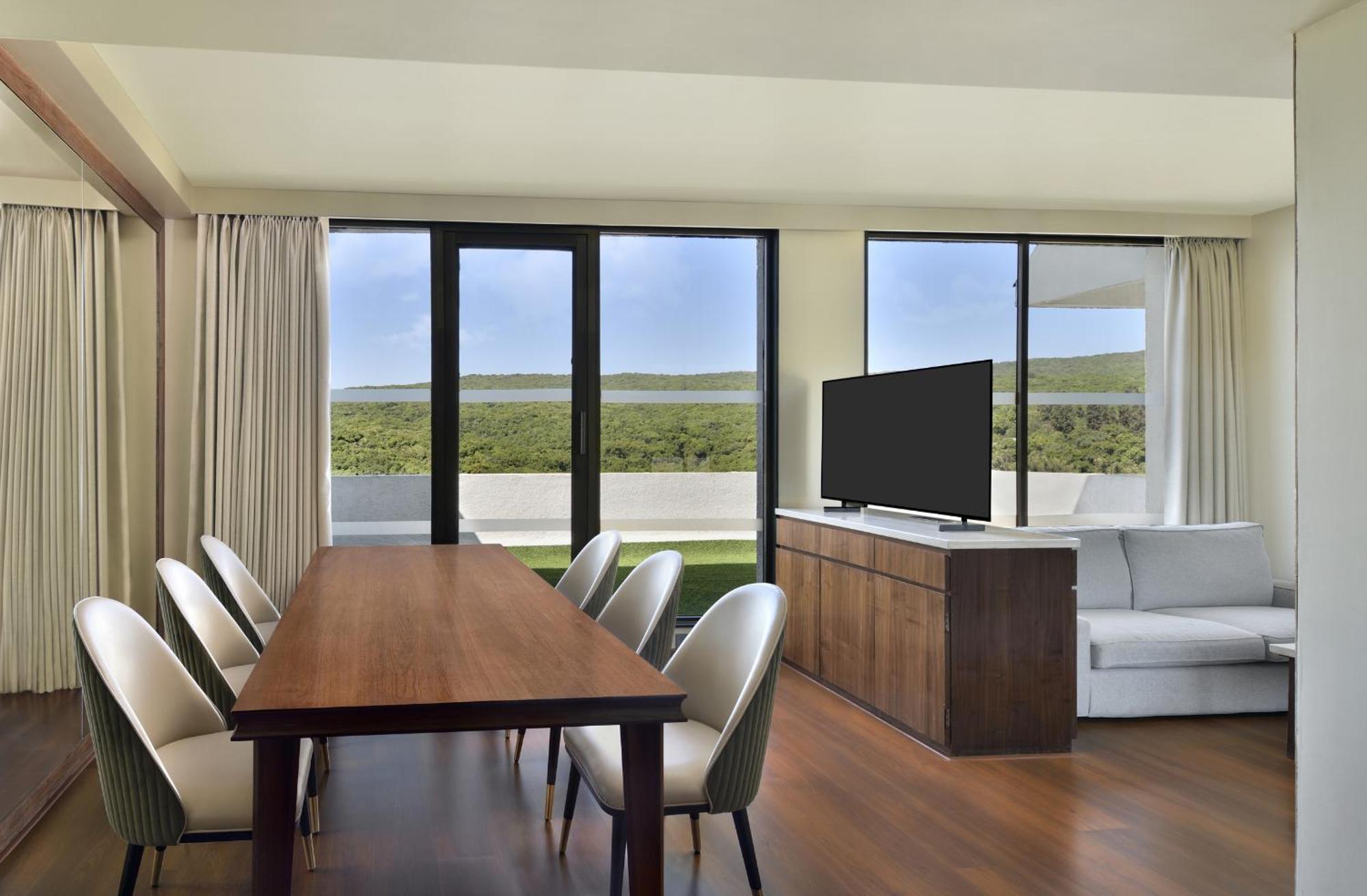 Courtyard By Marriott Mahabaleshwar Hotel Bagian luar foto
