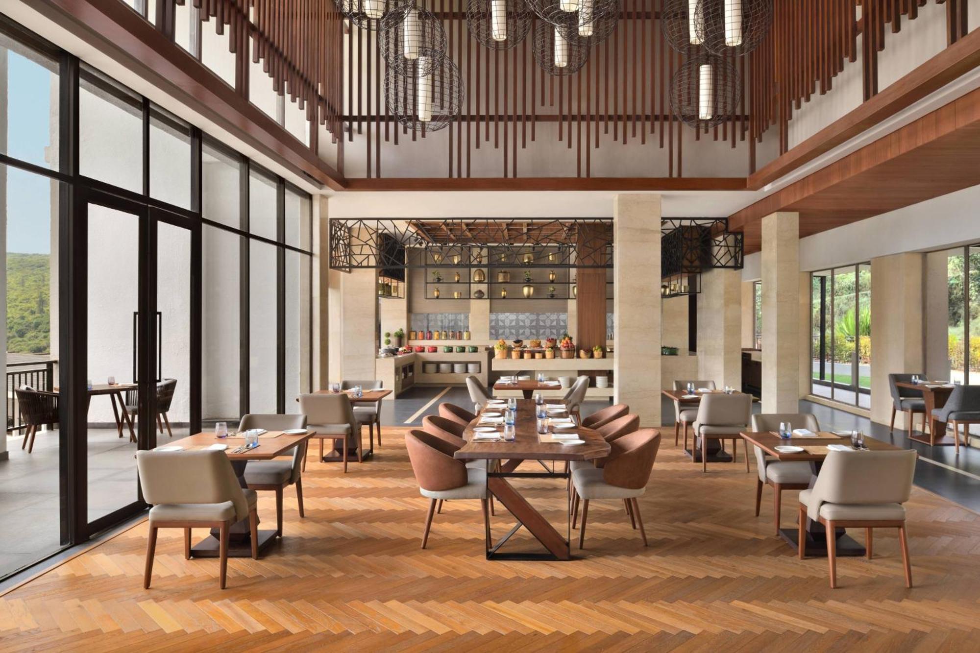 Courtyard By Marriott Mahabaleshwar Hotel Bagian luar foto
