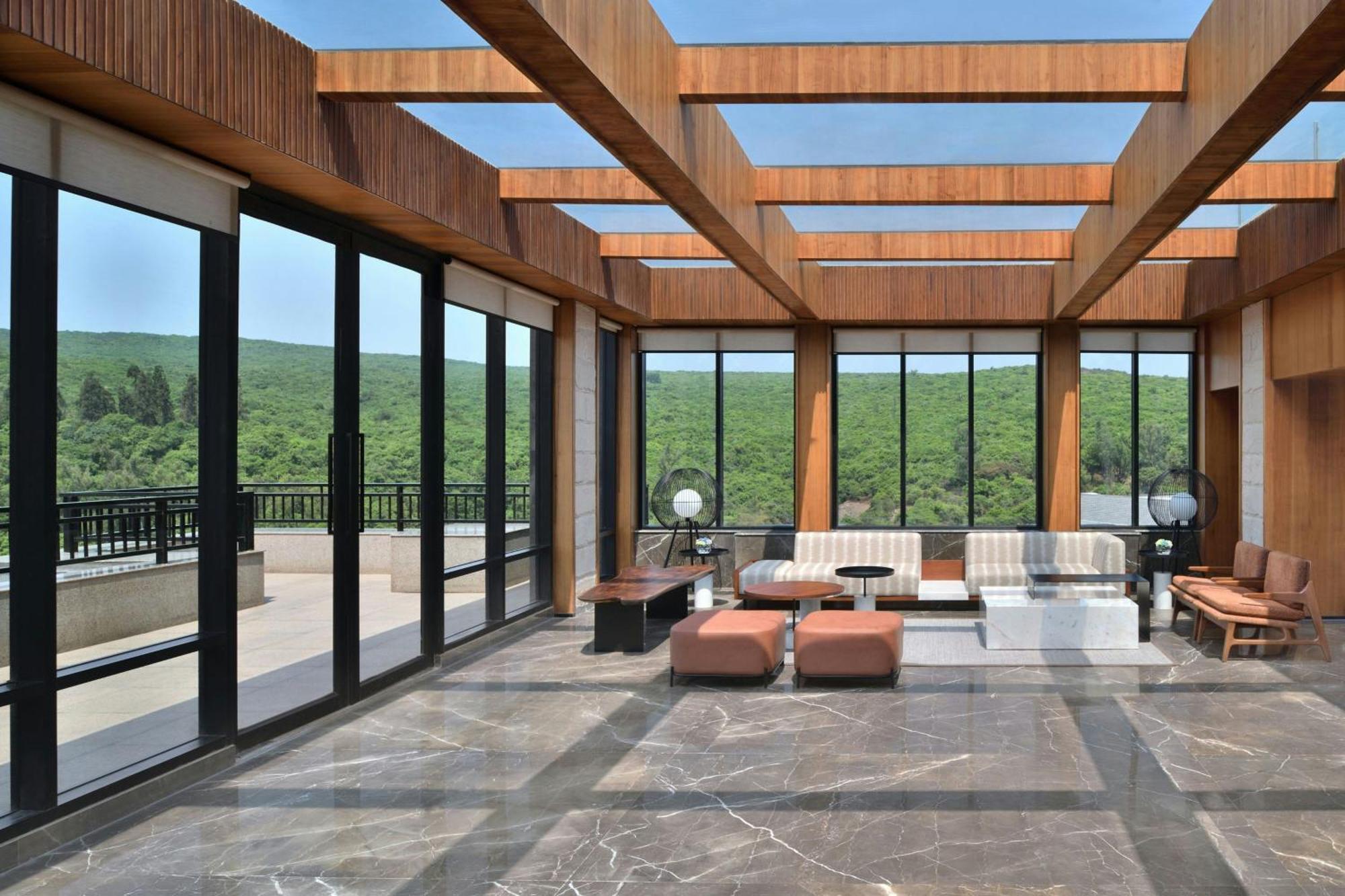 Courtyard By Marriott Mahabaleshwar Hotel Bagian luar foto