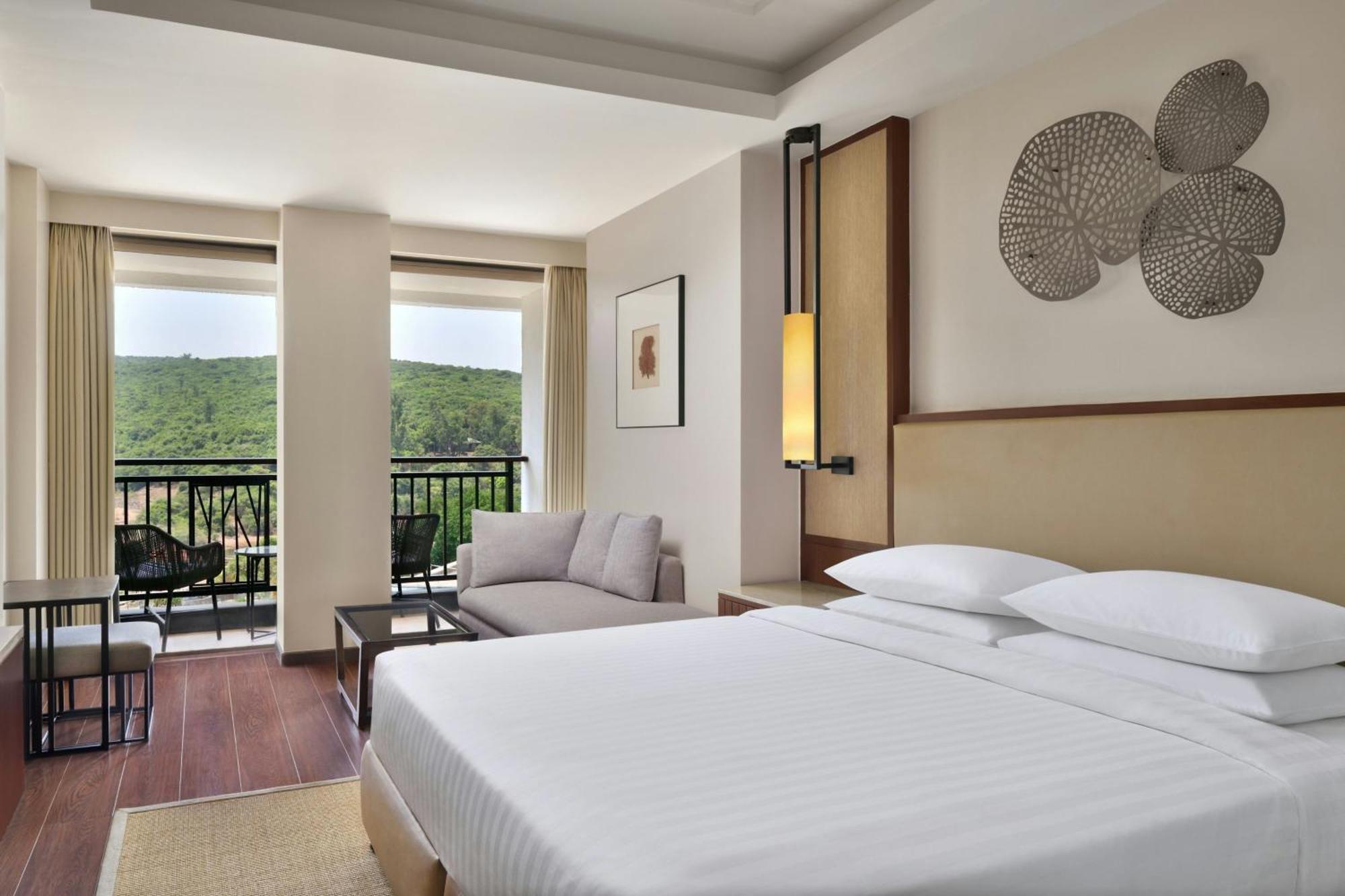 Courtyard By Marriott Mahabaleshwar Hotel Bagian luar foto