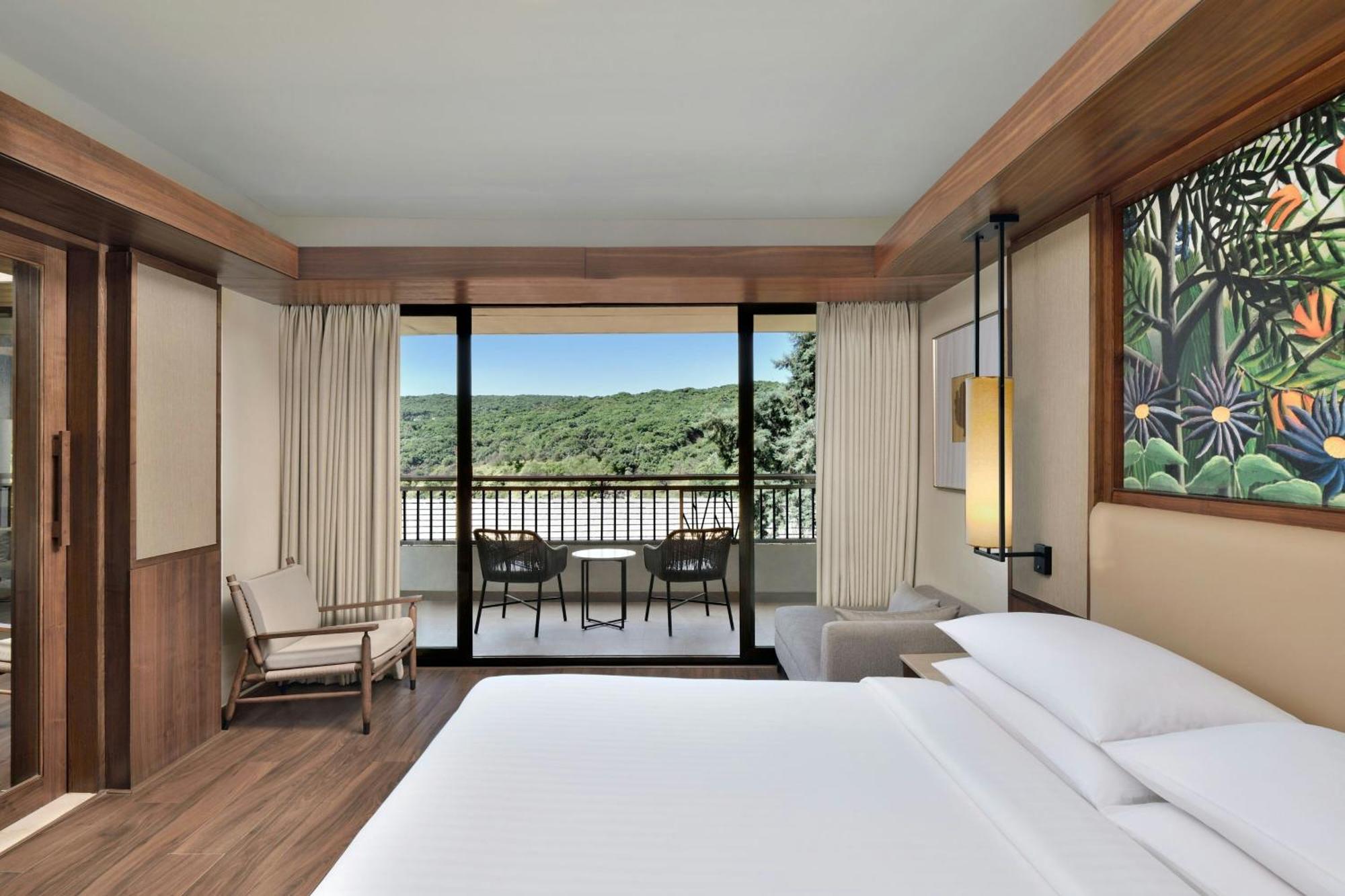 Courtyard By Marriott Mahabaleshwar Hotel Bagian luar foto